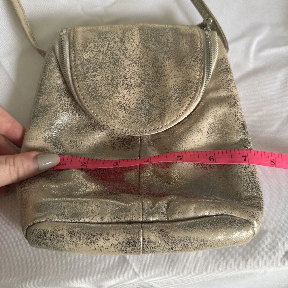 Hobo Small Leather Crossbody Shoulder Bag Pouch Purse Metallic Champagne